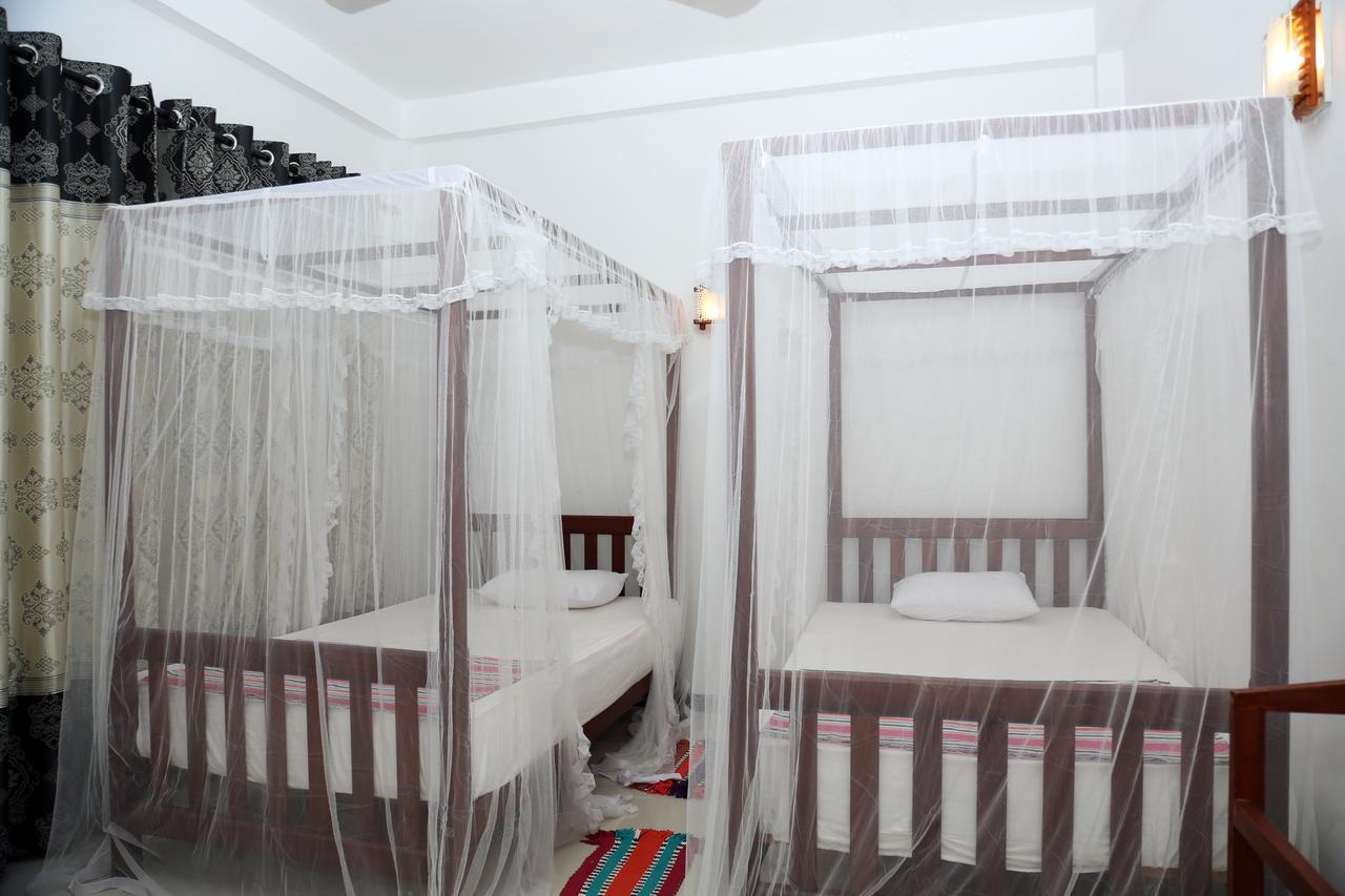 Gihan Guesthouse มิริสซา ภายนอก รูปภาพ