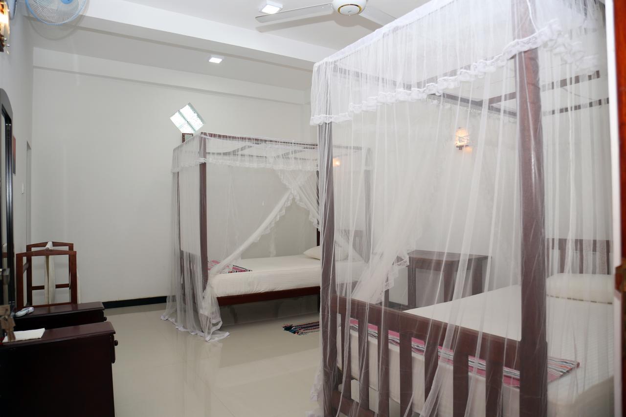 Gihan Guesthouse มิริสซา ภายนอก รูปภาพ