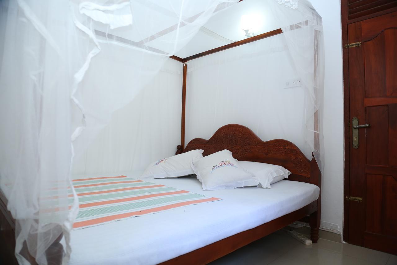 Gihan Guesthouse มิริสซา ภายนอก รูปภาพ