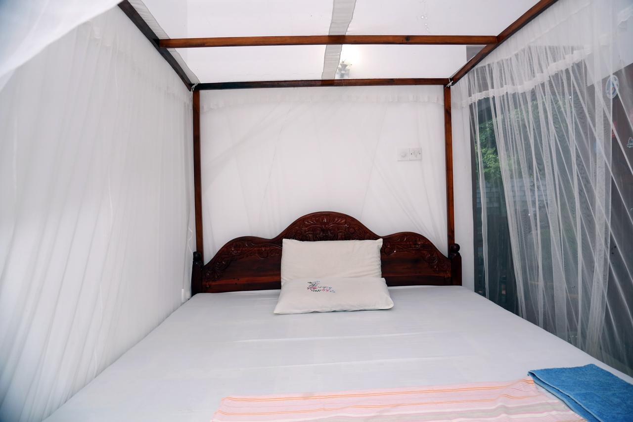 Gihan Guesthouse มิริสซา ภายนอก รูปภาพ