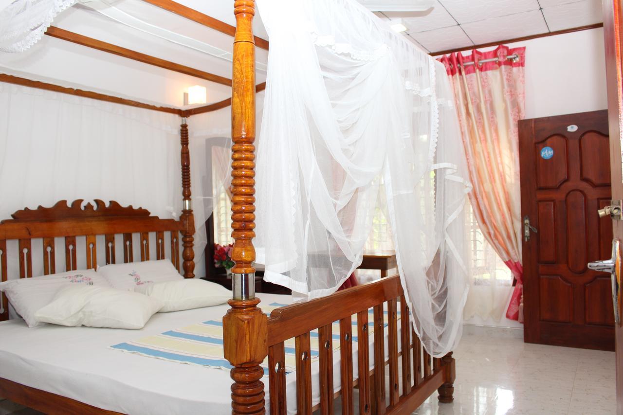 Gihan Guesthouse มิริสซา ภายนอก รูปภาพ