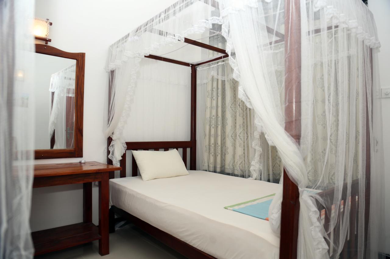 Gihan Guesthouse มิริสซา ภายนอก รูปภาพ