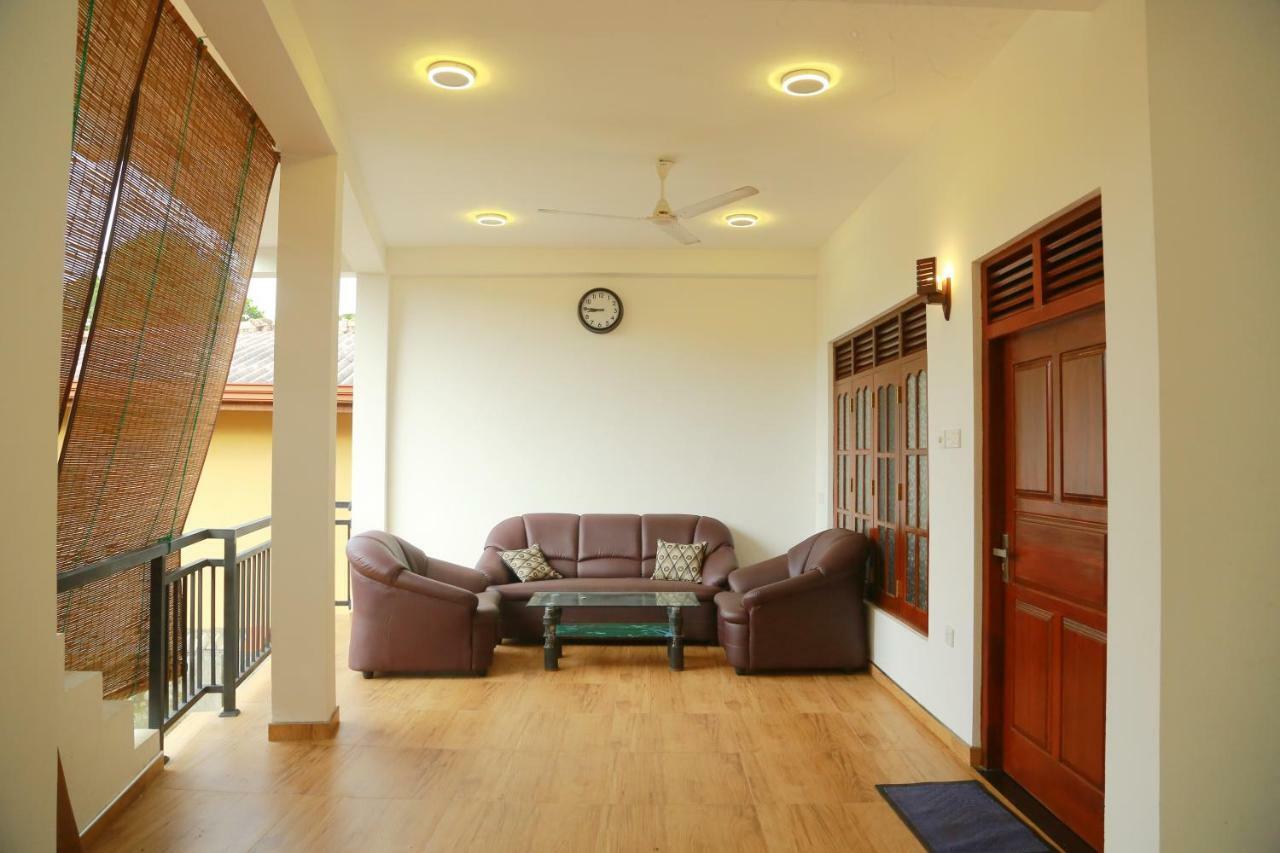 Gihan Guesthouse มิริสซา ภายนอก รูปภาพ