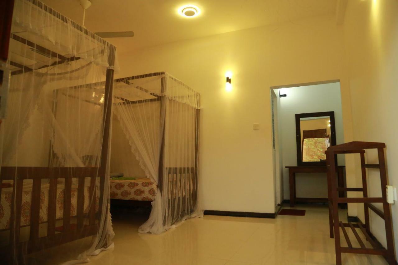 Gihan Guesthouse มิริสซา ภายนอก รูปภาพ