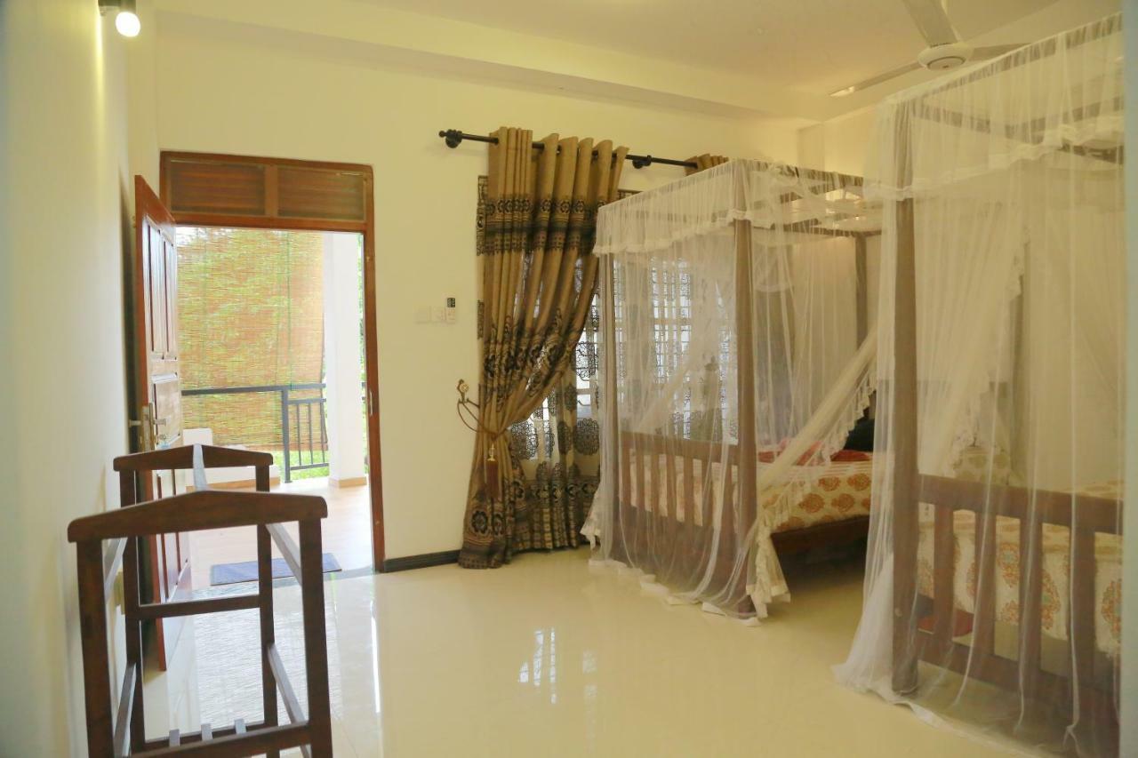 Gihan Guesthouse มิริสซา ภายนอก รูปภาพ
